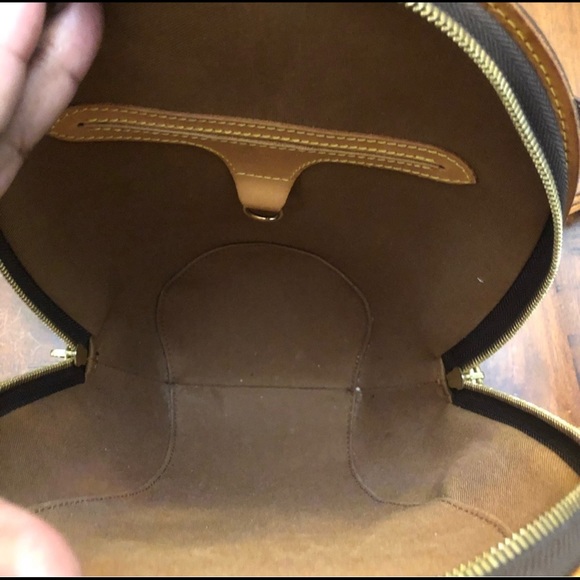 Authentic Louis Vuitton Backpack - Picture 3 of 16